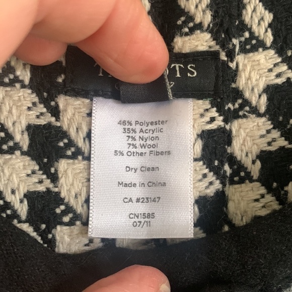 Talbots Houndstooth Cape Poncho - Picture 9 of 9